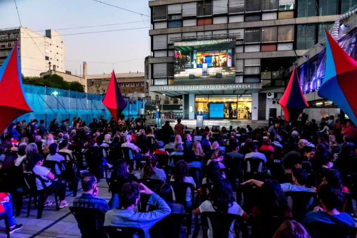 Una celebración de la democracia y la literatura: abrió sus puertas la Feria Internacional del Libro de Rosario